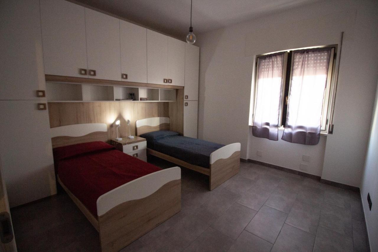 Casa Vacanze Casetta Grande Porto Torres Buitenkant foto