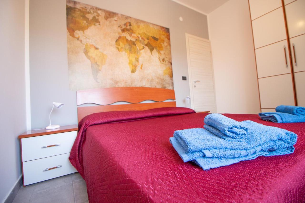 Casa Vacanze Casetta Grande Porto Torres Buitenkant foto