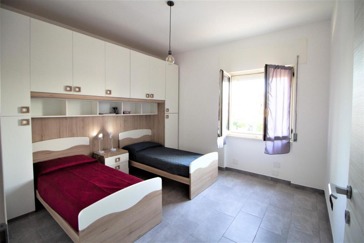 Casa Vacanze Casetta Grande Porto Torres Buitenkant foto